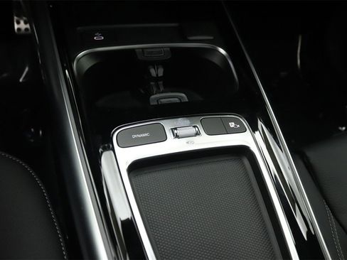 New 2025 Mercedes-Benz GLA 35 AMG 4MATIC image 7