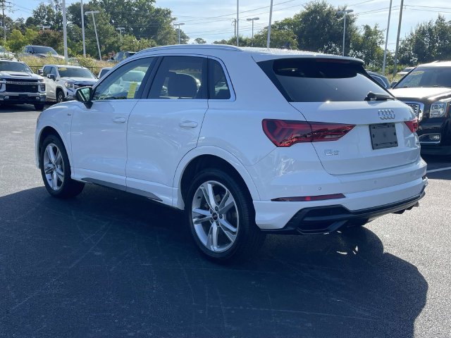 Used 2021 Audi Q3 2.0T Premium w/ Convenience Package AWD/4WD image 5