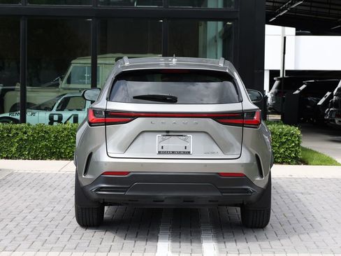 Used 2022 Lexus NX 250 FWD image 6