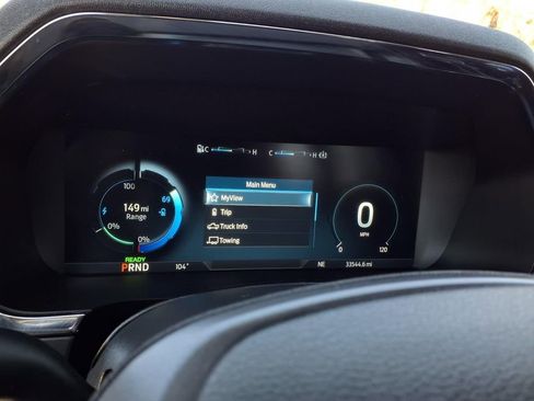 Used 2023 Ford F150 Lightning XLT image 12