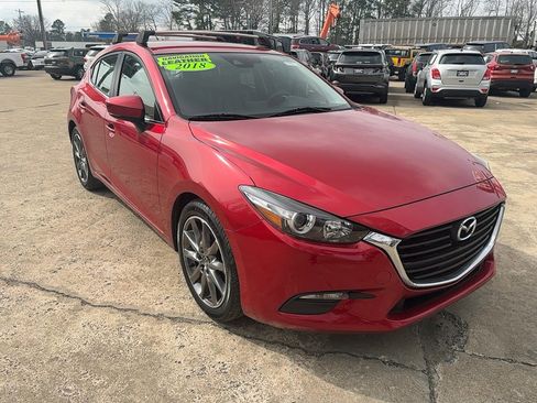 Used 2018 MAZDA MAZDA3 Touring image 3