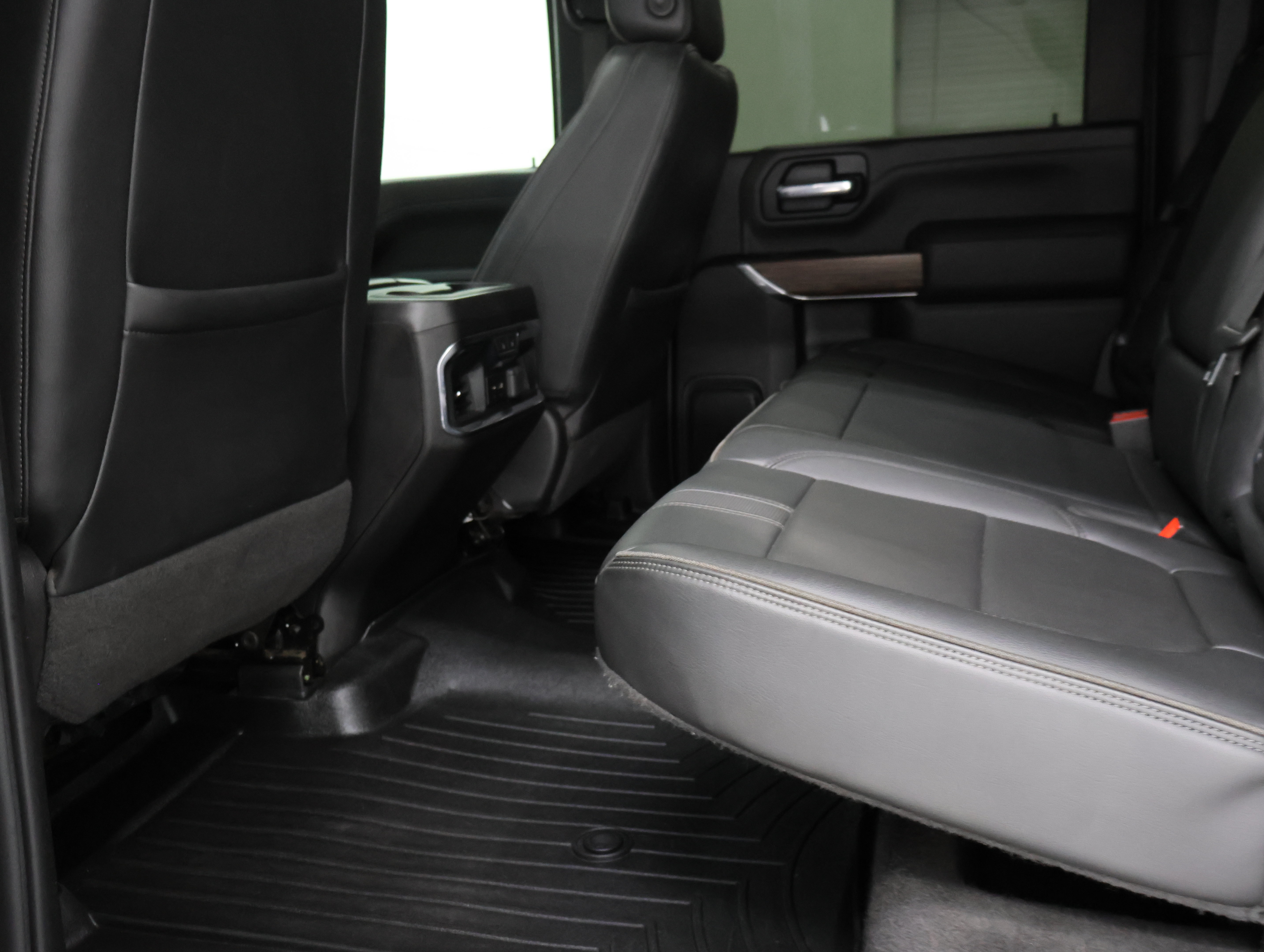 Used 2022 Chevrolet Silverado 2500 High Country AWD/4WD image 42