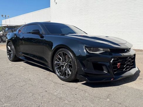 Used 2017 Chevrolet Camaro ZL1 RWD image 8