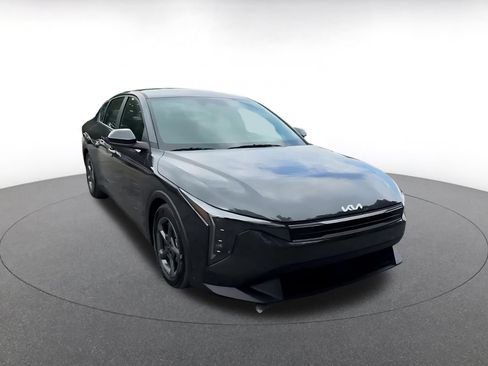 Used 2026 Kia K4 FWD image 3