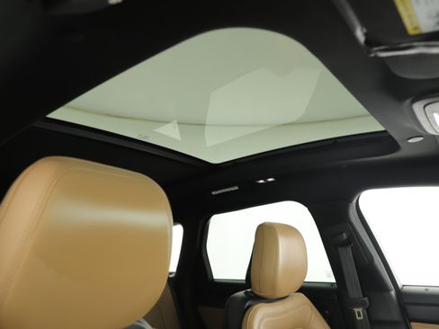 Used 2020 Lincoln Corsair Reserve image 14