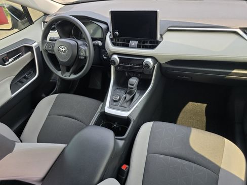 Certified 2025 Toyota RAV4 XLE AWD/4WD image 20
