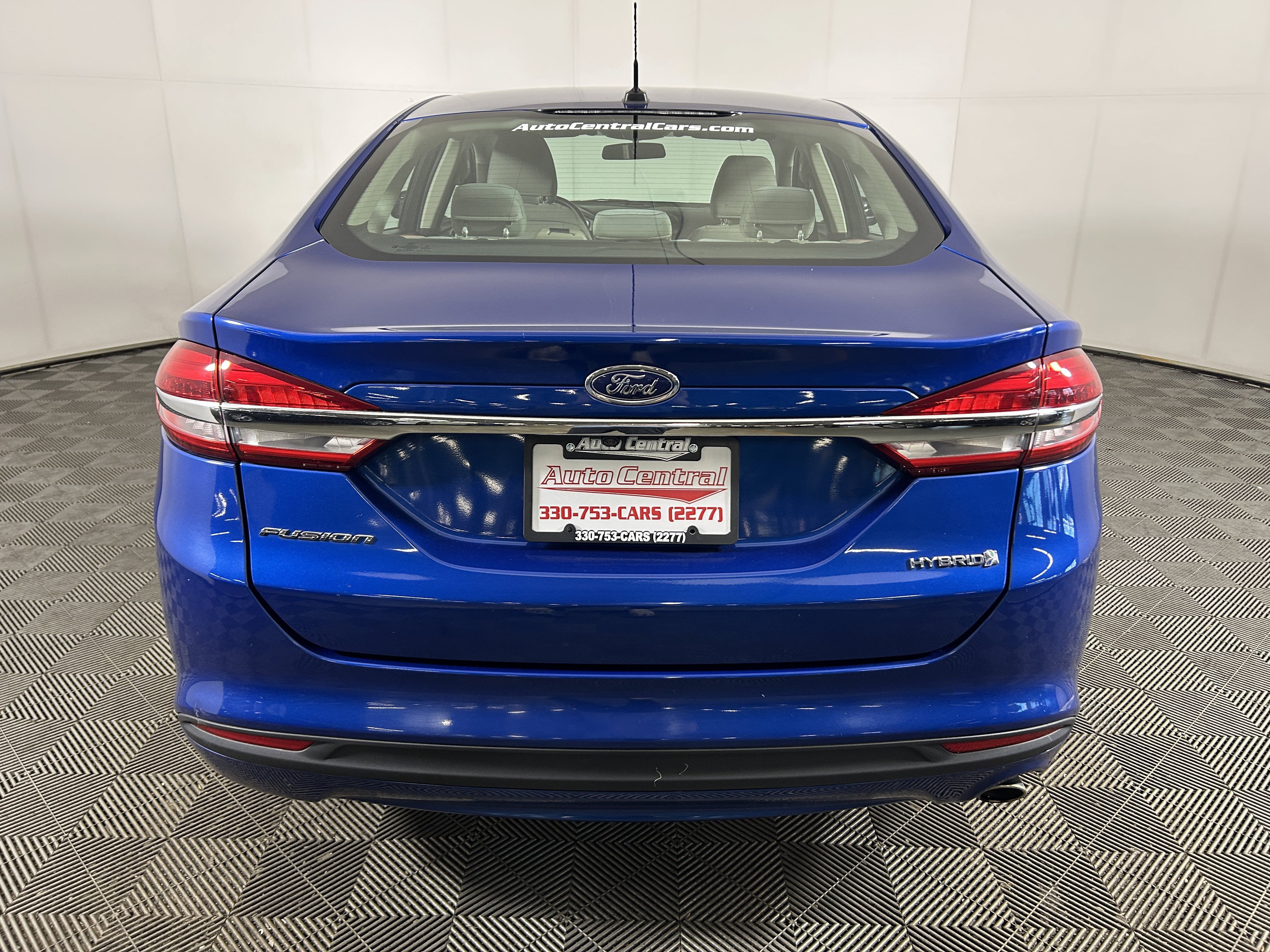 Used 2018 Ford Fusion S FWD image 5
