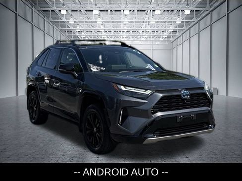 Used 2023 Toyota RAV4 XSE AWD/4WD image 4
