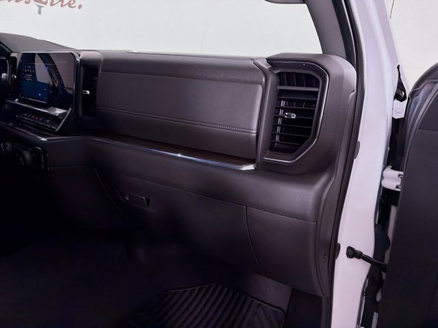 Used 2024 Chevrolet Silverado 1500 RST AWD/4WD image 34