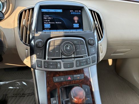 Used 2013 Buick LaCrosse Leather FWD image 10