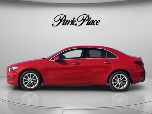 Used 2020 Mercedes-Benz A 220 image 2