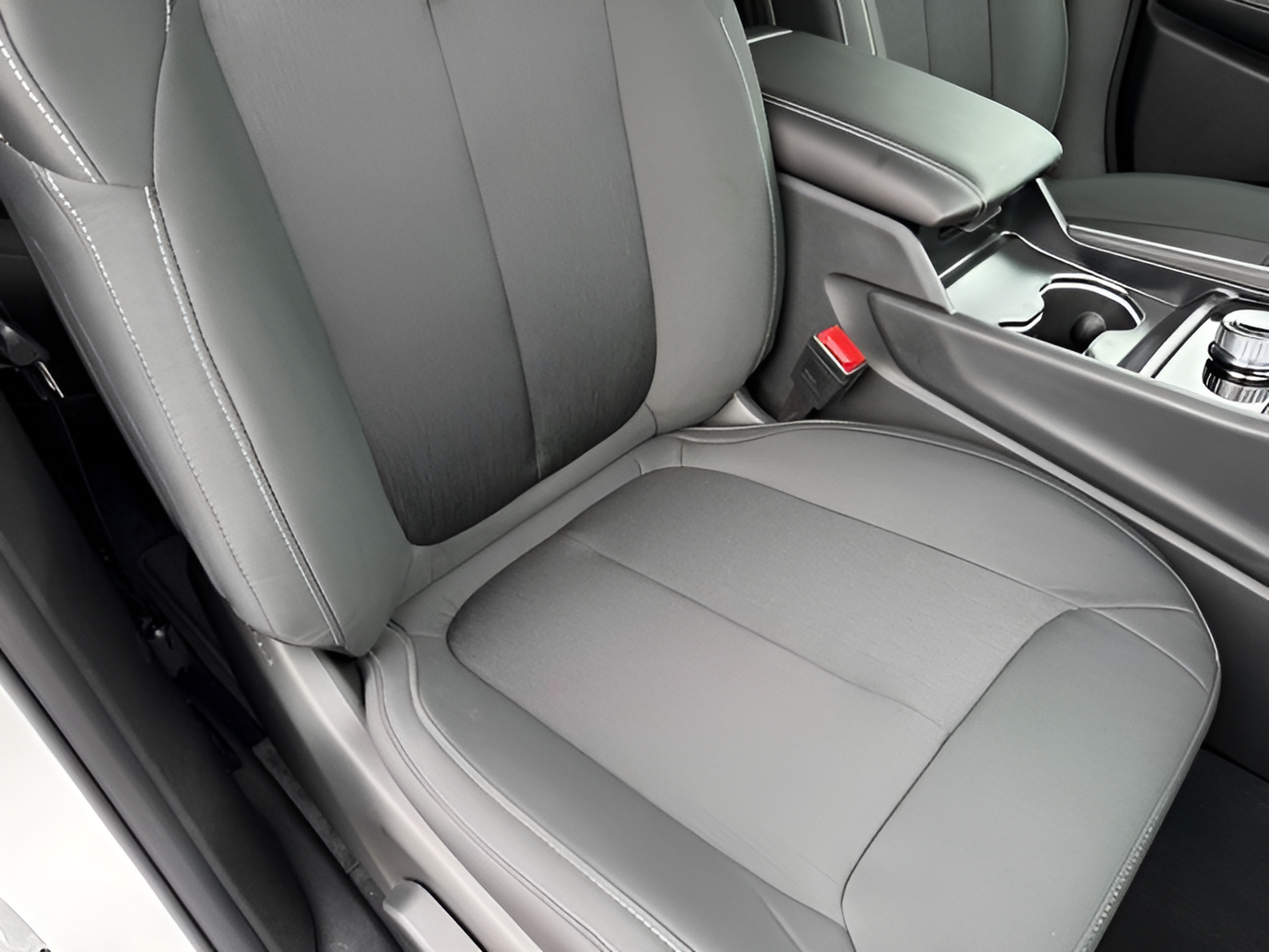 New 2027 Jeep Grand Cherokee Laredo X AWD/4WD image 17
