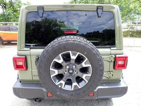 New 2026 Jeep Wrangler Unlimited Sahara AWD/4WD image 4