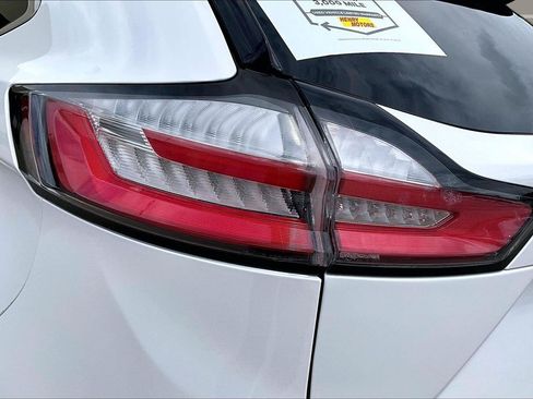 Used 2024 Ford Edge SEL AWD/4WD image 24