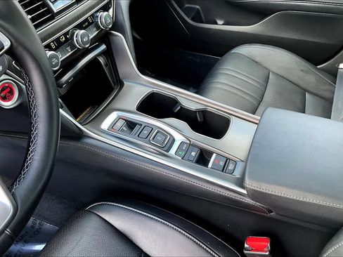 Used 2022 Honda Accord EX-L image 16