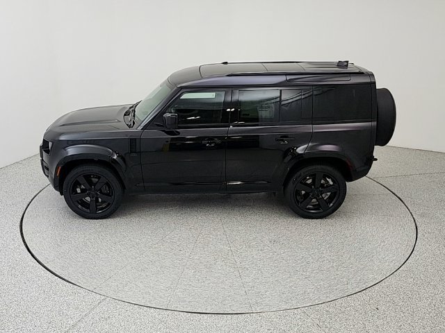 New 2026 Land Rover Defender 110 X-Dynamic SE AWD/4WD image 36