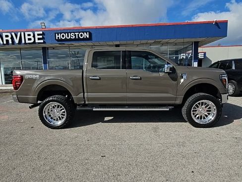 Used 2025 Ford F150 Lariat w/ Equipment Group 502A High AWD/4WD image 10