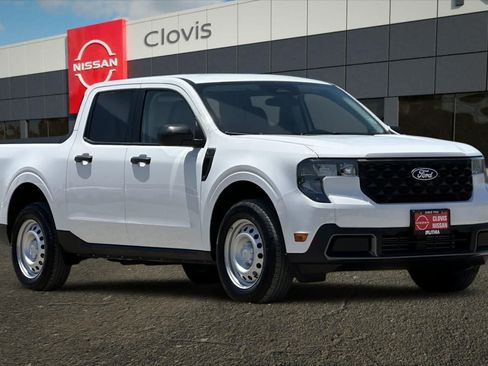 Used 2025 Ford Maverick XLT w/ Equipment Group 302A AWD/4WD image 10
