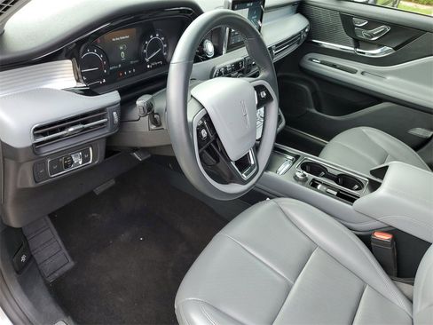 Certified 2020 Lincoln Corsair Standard w/ Convenience Package image 20