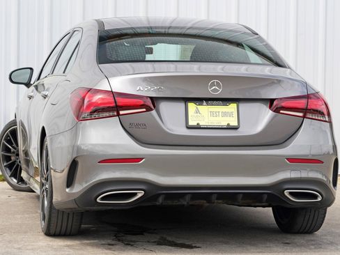 Used 2022 Mercedes-Benz A 220 w/ AMG Line image 5