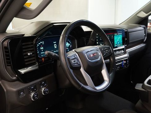 Used 2023 GMC Sierra 1500 Elevation image 6