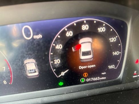 Used 2025 Honda Accord SE image 13
