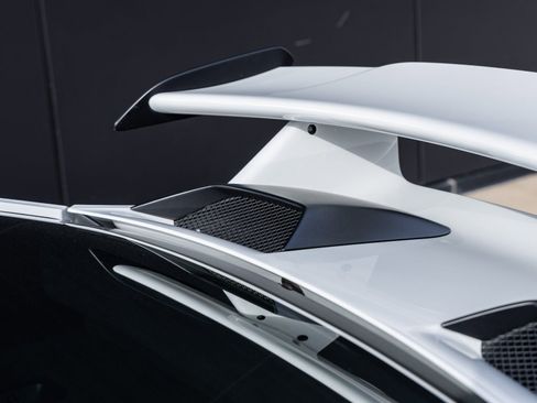 Certified 2018 Porsche 911 GT3 image 18