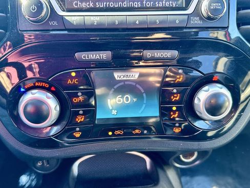 Used 2017 Nissan Juke SV image 23