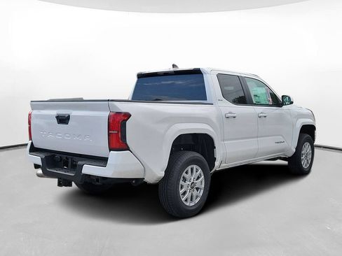 New 2026 Toyota Tacoma SR5 RWD image 4