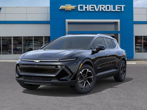 New 2026 Chevrolet Equinox EV LT image 38