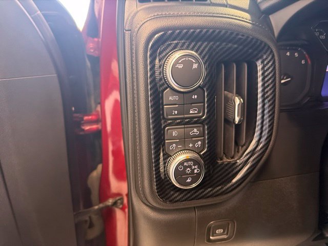 Used 2019 GMC Sierra 1500 SLT w/ SLT Premium Package AWD/4WD image 18