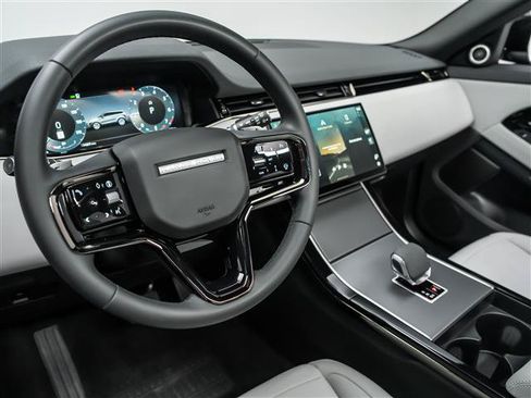 Used 2026 Land Rover Range Rover Evoque S AWD/4WD image 16