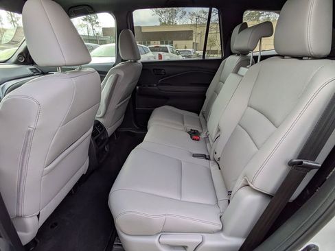 Used 2023 Honda Passport EX-L image 13