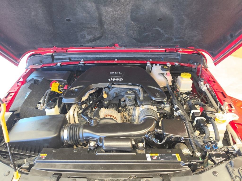 Used 2021 Jeep Gladiator Overland w/ Popular Equipment Package AWD/4WD image 49