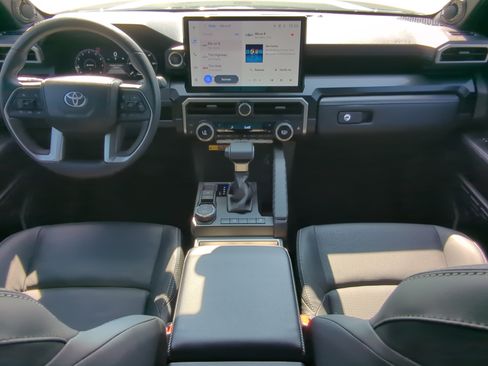 Used 2025 Toyota 4Runner Limited RWD image 13