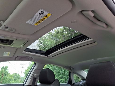 Used 2023 Honda Accord EX image 14