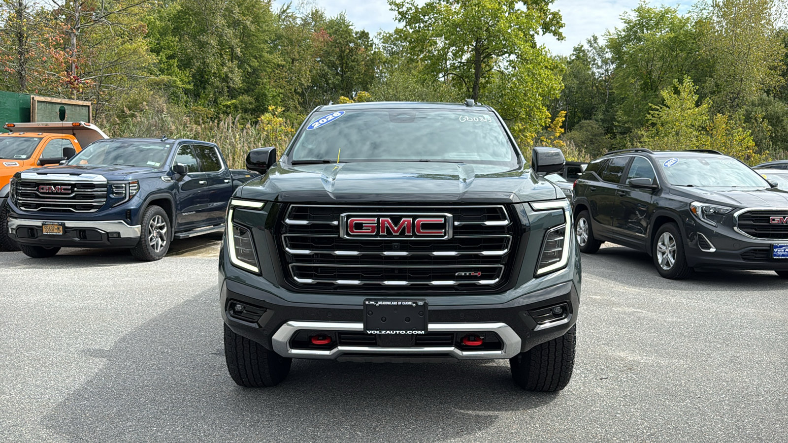 Certified 2026 GMC Yukon XL AT4 w/ AT4 Premium Plus Package AWD/4WD image 3