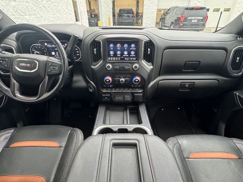 Used 2021 GMC Sierra 1500 AT4 w/ AT4 Value Package AWD/4WD image 15
