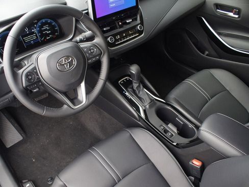 Used 2026 Toyota Corolla XLE FWD image 24