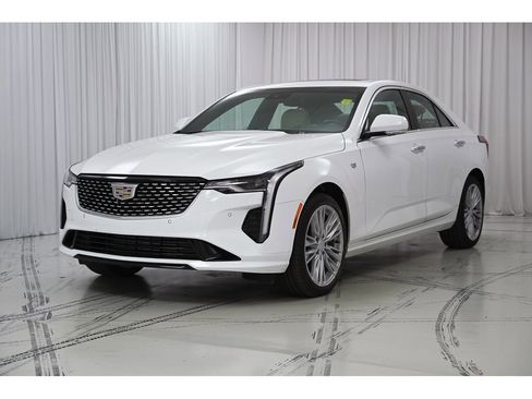New 2025 Cadillac CT4 Premium Luxury image 4