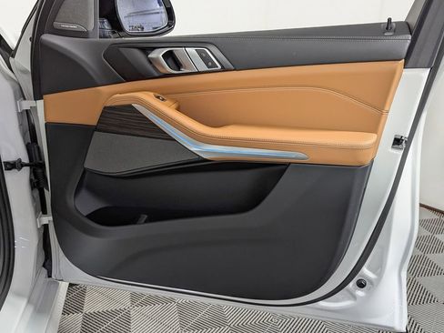 Certified 2025 BMW X5 xDrive40i w/ M Sport Package image 24