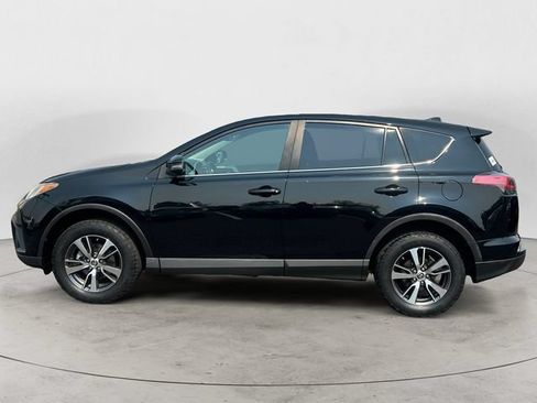 Used 2017 Toyota RAV4 XLE w/ Carpet Mat Package AWD/4WD image 8