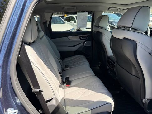Used 2026 Acura MDX SH-AWD w/ Advance Package image 21
