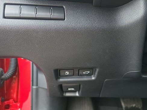 Used 2019 Lexus UX 250h image 27