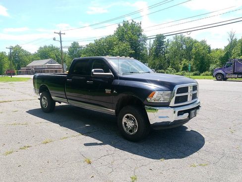 Used 2012 RAM 2500 ST w/ Chrome Appearance Group AWD/4WD image 4