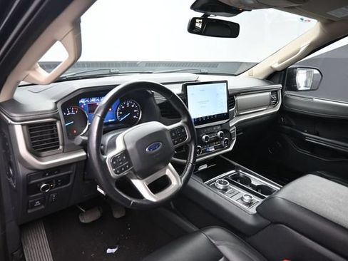 Used 2024 Ford Expedition XLT AWD/4WD image 14