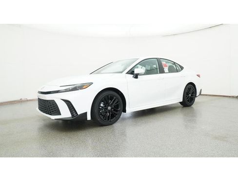 New 2026 Toyota Camry SE image 17