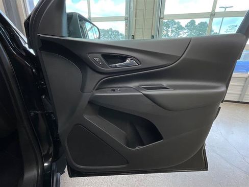 Used 2020 Chevrolet Equinox LT AWD/4WD image 28