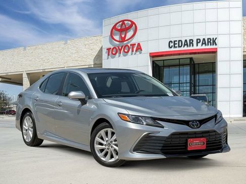 Used 2024 Toyota Camry LE w/ Convenience Package FWD image 1