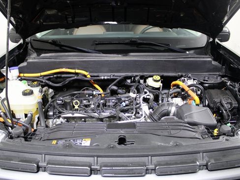 Certified 2022 Ford Maverick Lariat w/ Lariat Luxury Package image 7